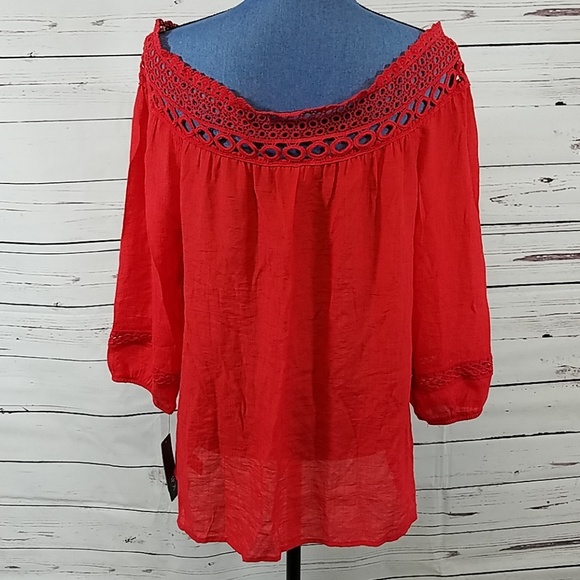 NWT Gorgeous Red Off Shoulder Blouse - Picture 5 of 5